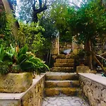 Historic 600 Years Old Beautifully Renovated Olive Mill House Meniko