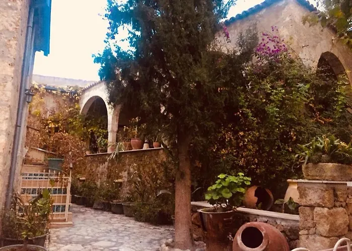 Holiday home Historic 600 Years Old Beautifully Renovated Olive Mill House